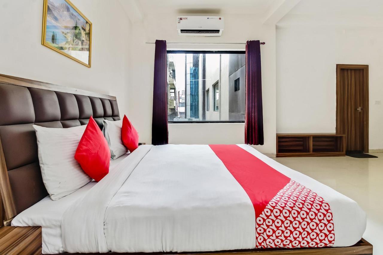 Oyo 10213 Hotel Panache Mathura Zewnętrze zdjęcie