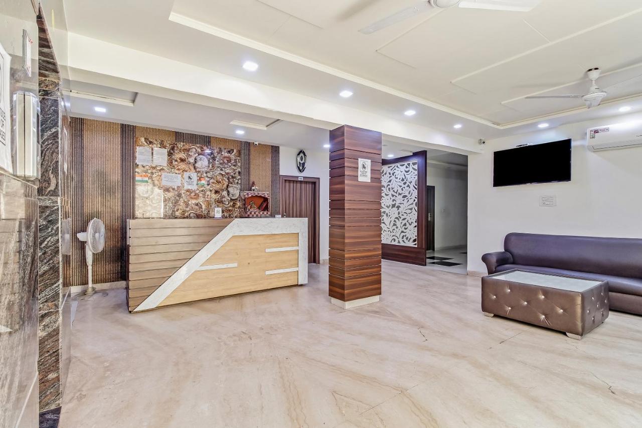 Oyo 10213 Hotel Panache Mathura Zewnętrze zdjęcie