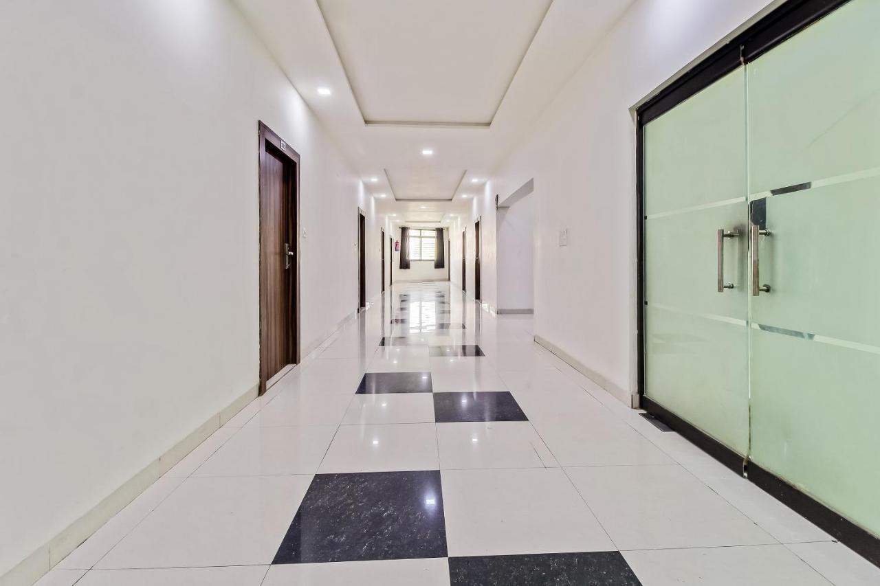 Oyo 10213 Hotel Panache Mathura Zewnętrze zdjęcie