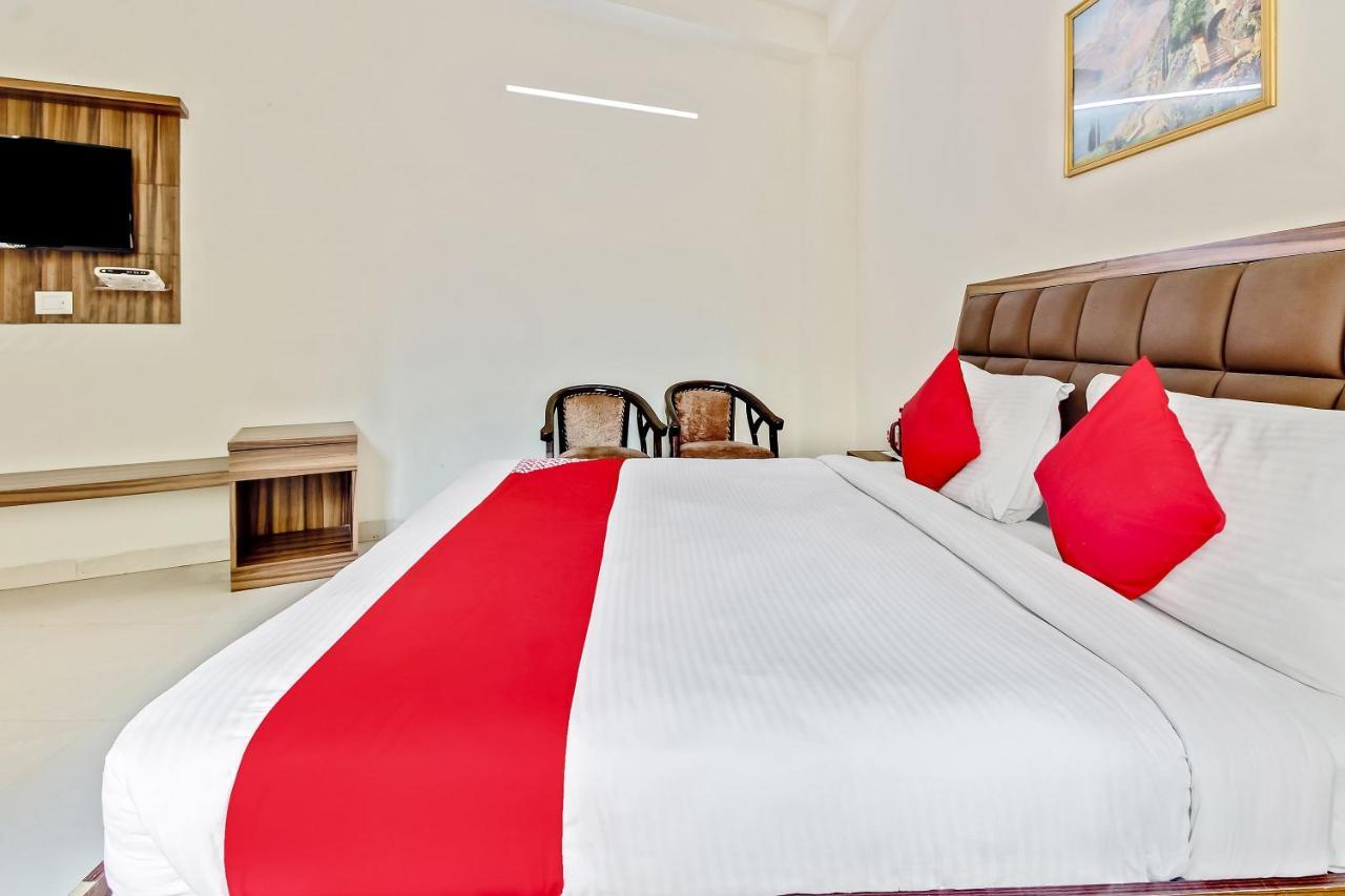 Oyo 10213 Hotel Panache Mathura Zewnętrze zdjęcie